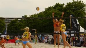 Beach Volleyball am Schloss